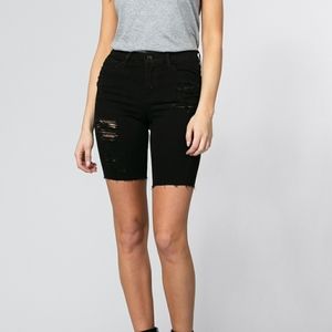 501 HIGH RISE SLOUCH DENIM SHORTS IN BLACK MARK